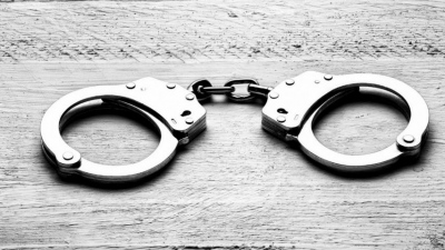 Καβάλα: Σύλληψη 53χρονου για απόπειρα ανθρωποκτονίας - Μαχαίρωσε δύο άνδρες σε κατάστημα μετά από διαπληκτισμό
