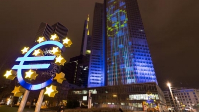 Διαγραφή κρατικού χρέους ζητούν 100 οικονομολόγοι από την ΕΚΤ - Ανησυχία για πολιτικές λιτότητας