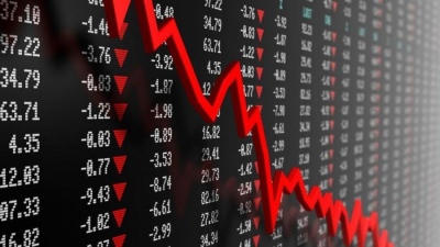 Wall Street: «Βουτιά» 6% στο ελληνικό ETF, σε χαμηλό 4 μηνών