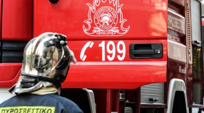 Έκρηξη και πυρκαγιά σε σπίτι στα Καλύβια: Στους 7 οι τραυματίες