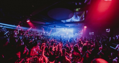 Σφραγίζεται το club 22 στη Λ. Βουλιαγμένης μετά τα ποτά σε ανήλικους μαθητές - Μυστήριο με τον Βούλγαρο ιδιοκτήτη