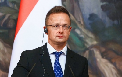 ΕΕ: Veto της Ουγγαρίας στη στρατιωτική ενίσχυση της Ουκρανίας, εάν δεν αφαιρεθεί από τη «μαύρη λίστα» η OTP Bank