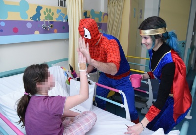 Αποκριάτικη γιορτή - έκπληξη από τον ΟΠΑΠ στα παιδιατρικά νοσοκομεία – Δώρα και χαμόγελα στα παιδιά