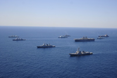 Μυρίζει «μπαρούτι» στη Νότια Σινική Θάλασσα -«Επικίνδυνη» προσέγγιση πολεμικών πλοίων των ΗΠΑ με κινεζικά