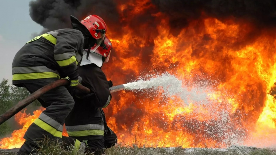 Φωτιά στο Πεταλίδι Μεσσηνίας - Μεγάλη κινητοποίηση της Πυροσβεστικής