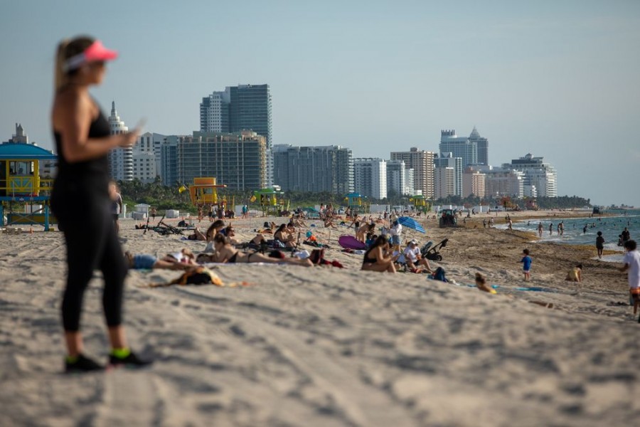 ΗΠΑ: Νέα ανησυχητική αύξηση κρουσμάτων κορωνοϊού στη Florida, καθώς επαναλειτουργούν οι παραλίες