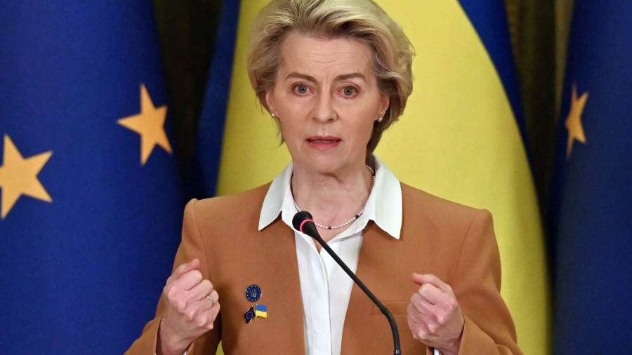 Von der Leyen - Κομισιόν: Ξοδέψαμε τουλάχιστον 108 δισ. ευρώ για χάρη της Ουκρανίας