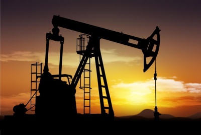 Πάνω από τα 63 δολ. το πετρέλαιο - «Απειλή» για τη συμφωνία του ΟΠΕΚ οι ΗΠΑ