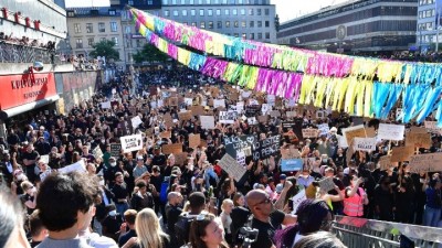 Αντιρατσιστικές διαδηλώσεις σε Φινλανδία, Σουηδία και Ολλανδία σε ένδειξη διαμαρτυρίας για τον θάνατο του G. Floyd