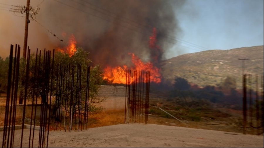 Χρηματοδότηση 4,7 εκατ. ευρώ σε δήμους της ΒΑ Αττικής που επλήγησαν από τις πυρκαγιές