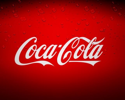 Η Coca-Cola προφυλάσσει τα κέρδη της στη Ρωσία: Υπέβαλε αιτήσεις για καταχώριση 8 εμπορικών σημάτων