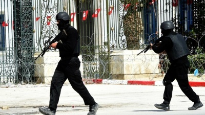 Τυνησία: Συγκρούσεις διαδηλωτών – αστυνομικών για τρίτη συνεχόμενη ημέρα – Κινητοποιήσεις κατά της λιτότητας