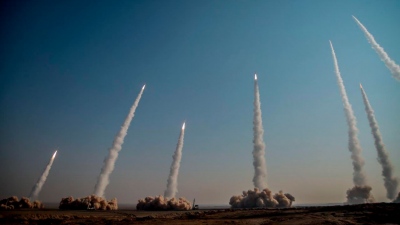 Reuters: Το Ιράν προμήθευσε τη Ρωσία με εκατοντάδες βαλλιστικούς πυραύλους εδάφους - εδάφους