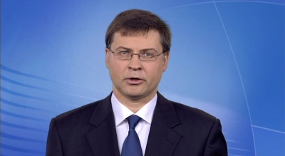 Dombrovskis σε Παπαδημούλη:  Η Ευρωπαϊκή Επιτροπή ενθαρρύνει την επίτευξη συμφωνίας για την Τραπεζική Ένωση