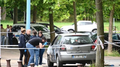 Τρόμος στη Γαλλία: Πέντε νέοι μαχαιρώθηκαν έξω από κατάστημα στην πόλη Μετς - Καταδίωξη με ... τσεκούρι