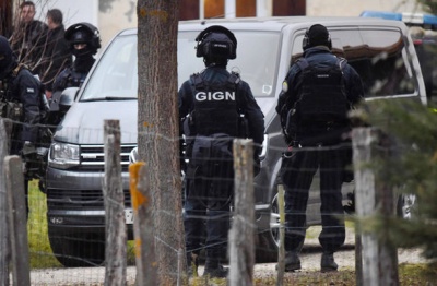 Γαλλία: Άγνωστος άνοιξε πυρ εναντίον αστυνομικών - Δύο τραυματίες