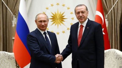 Ο Erdogan κάνει έκκληση στον Putin να σταματήσουν οι επιθέσεις στη βόρεια Συρία