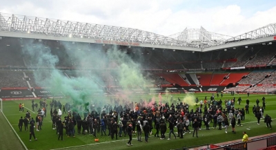 Βρετανία: Η Manchester United τιμωρεί οπαδούς της για συμμετοχή στα βίαια επεισόδια