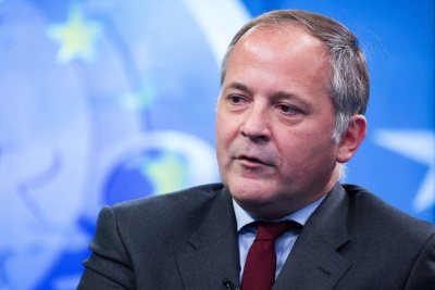 Coeure: Η ΕΚΤ θα μειώσει τις αγορές ομολόγων με σαφή καθοδήγηση για τα επιτόκια