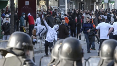 Άγριο ξύλο και συλλήψεις ανάμεσα σε Αλβανούς εξτρεμιστές και Αστυνομικούς στα Σκόπια