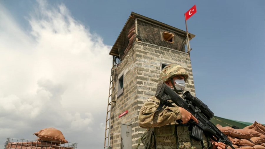 Hurriyet: Η Τουρκία συνέλαβε 6 «τρομοκράτες» στα σύνορά της με την Ελλάδα και το Ιράν
