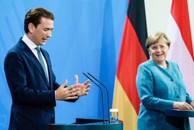 Kurz (Αυστρία): Για την άνοδο του AfD φταίει η Merkel και η πολιτική των ανοιχτών συνόρων