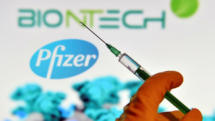 Θέμα ωρών η έγκριση του εμβολίου της Pfizer στις ΗΠΑ – Σχέδιο Biden για 100 εκατ. εμβολιασμούς – Στους 1,56 εκατ. οι νεκροί παγκοσμίως