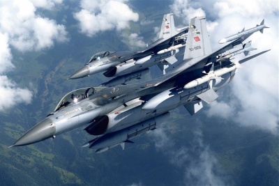 Μπαράζ 110 τουρκικών παραβιάσεων στο Αιγαίο -  Έξι εικονικές αερομαχίες - 14 μαχητικά ήταν οπλισμένα αναφέρει το ΓΕΕΘΑ