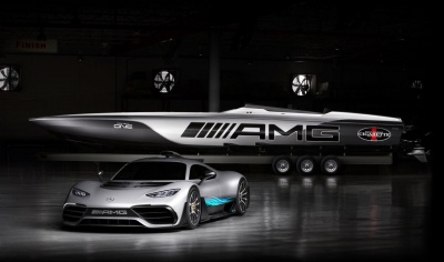 To Cigarette Racing 515 Project One έχει δύο V8 της Mercury Racing