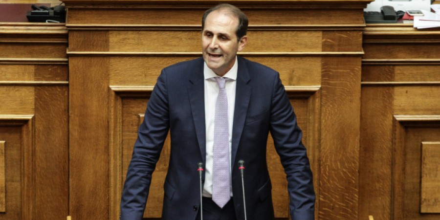 Βεσυρόπουλος (υφυπ. Οικονομικών): Ούτε νέοι φόροι, ούτε αύξηση των υφιστάμενων