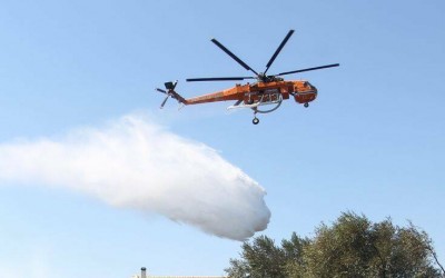 Φωτιά στην Κερατέα - Ισχυρές δυνάμεις της πυροσβεστικής στο σημείο