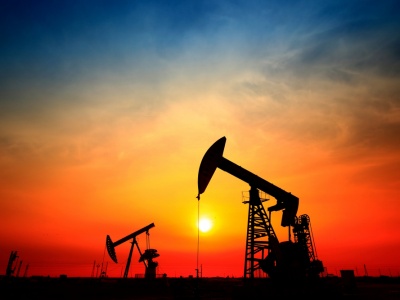 Με πτώση 3% έκλεισε το πετρέλαιο – Στα 55 δολ. το αργό, στα 59 δολ. το Brent