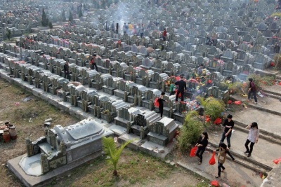 H Κίνα παραποιεί τα στοιχεία για τους νεκρούς, τα νεκροταφεία τους διαψεύδουν