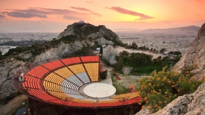 Το θέατρο του Λυκαβηττού ανοίγει ξανά μετά από 15 χρόνια