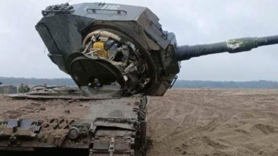 Το νεκροταφείο των διαλυμένων αρμάτων μάχης Leopard 2 και Abrams μεγαλώνει στην Ουκρανία - Αντιδράσεις για τον κρυφό φόρο