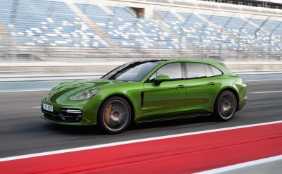 Porsche Panamera GTS με 460 ίππους