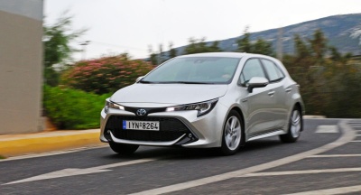 Δοκιμάζουμε την σούπερ οικονομική Toyota Corolla 1.8 Hybrid