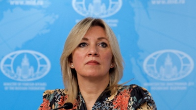 Ξεκάθαρη η Zakharova: Η Ρωσία δεν θα λογοδοτήσει στις ΗΠΑ για τη συνεργασία της με την Κίνα