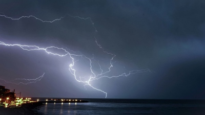 Συναγερμός στην Πάτρα - Ήχησε το 112 για επικίνδυνα καιρικά φαινόμενα