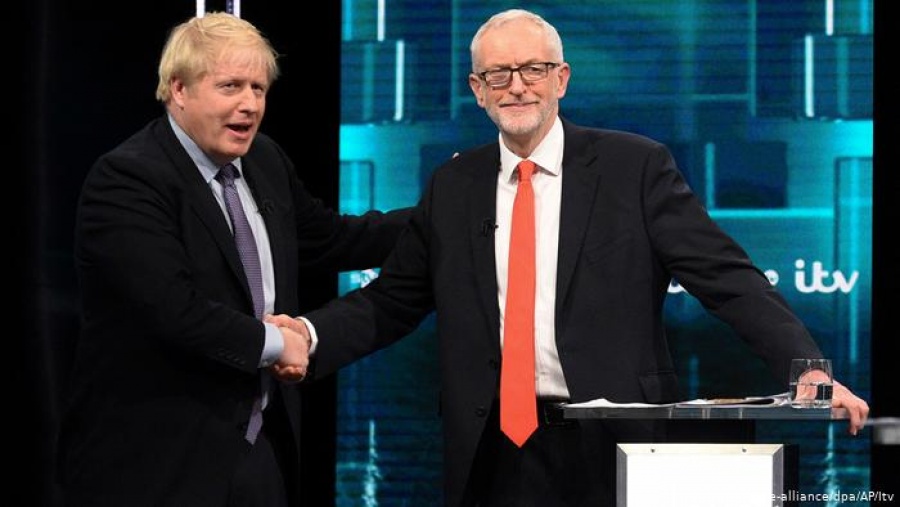 Deutsche Welle: Johnson – Corbyn, αναμετρώνται απόψε στην τελευταία τηλεμαχία για να κερδηθούν οι αναποφάσιστοι