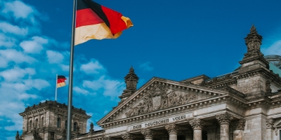 Γερμανία: Αλλαγή σκηνικού - Οι Πράσινοι χάνουν σε δυναμική, ανακάμπτουν οι Χριστιανοδημοκράτες