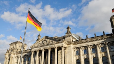 Euronews: Η ύφεση χτυπά την πόρτα της Γερμανίας
