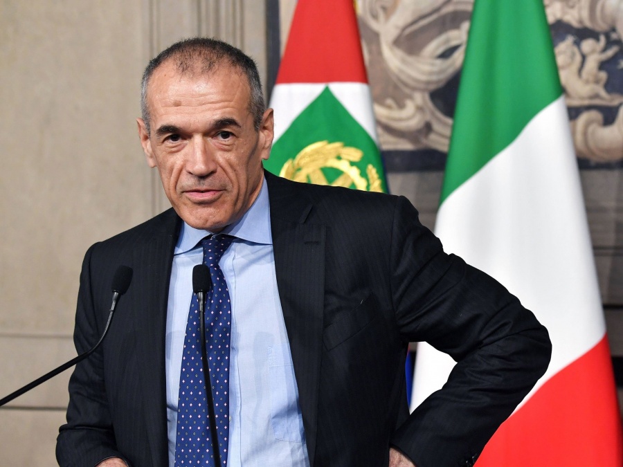 Cottarelli: Υπάρχουν πιθανότητες για μια πολιτική κυβέρνηση – Περιμένω εξελίξεις