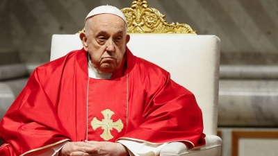 Πάπας Φραγκίσκος: Yπάρχει αέρας ομοφυλοφιλίας στο Βατικανό