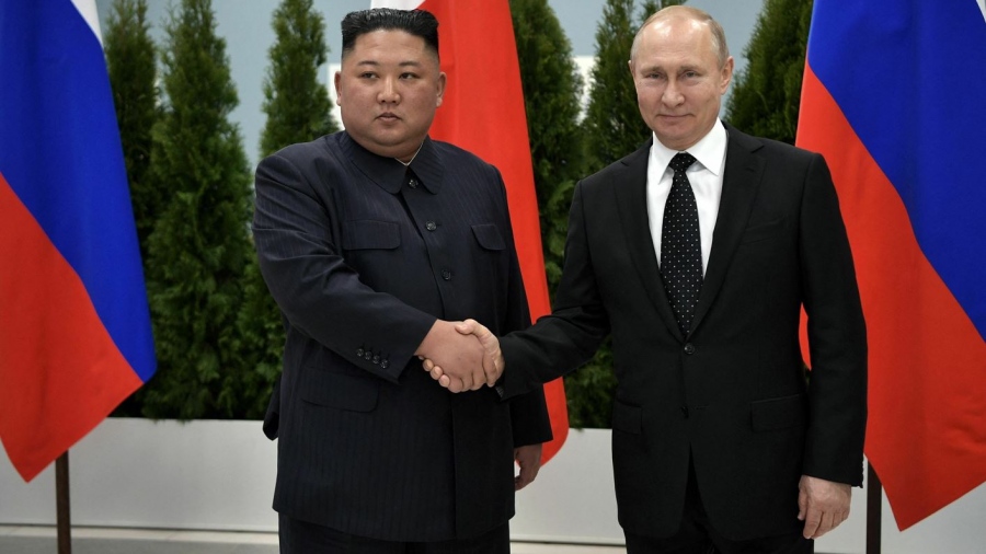 «Μια απειλή που δεν μοιάζει με καμία άλλη» - Η Δύση ανησυχεί για τη συμμαχία Ρωσίας και Βόρειας Κορέας - Η συνάντηση Putin με Kim