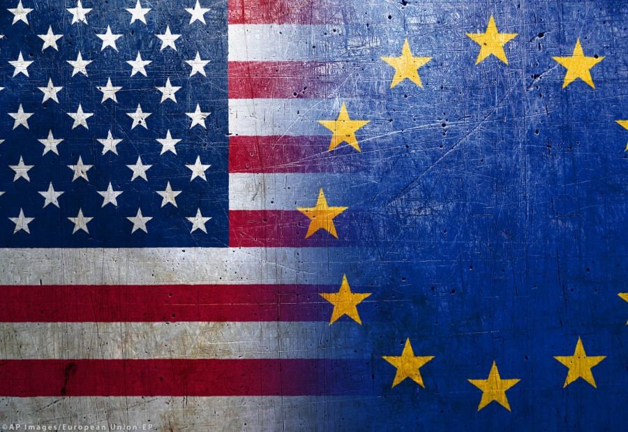 Η ΕΕ απειλεί με αντίποινα τις ΗΠΑ, λόγω διαφάνειας και φορολογικών παροχών στις πράσινες επιδοτήσεις