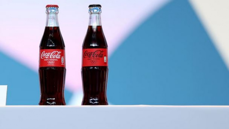 Η υποκρισία των Γάλλων - Απαγορεύονται τα πλαστικά στους Ολυμπιακούς, εκτός αν είσαι η Coca Cola