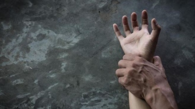 Ενδοοικογενειακή βία: Στο 5μηνο 7.494 περιστατικά και 4.409 συλλήψεις – Χρυσοχοΐδης: Να πάψουν να φοβούνται οι γυναίκες