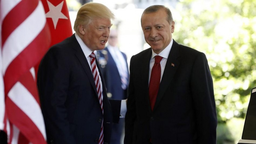 Τηλεφωνική επικοινωνία Trump – Erdogan για την κρίση στη Συρία – Πυκνώνουν τα σύννεφα πολέμου