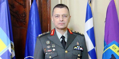 Νέος διοικητής στο Άγιο Όρος ο τ. Υπουργός Εθνικής Άμυνας Στρατηγός Αλκιβιάδης Στεφανής